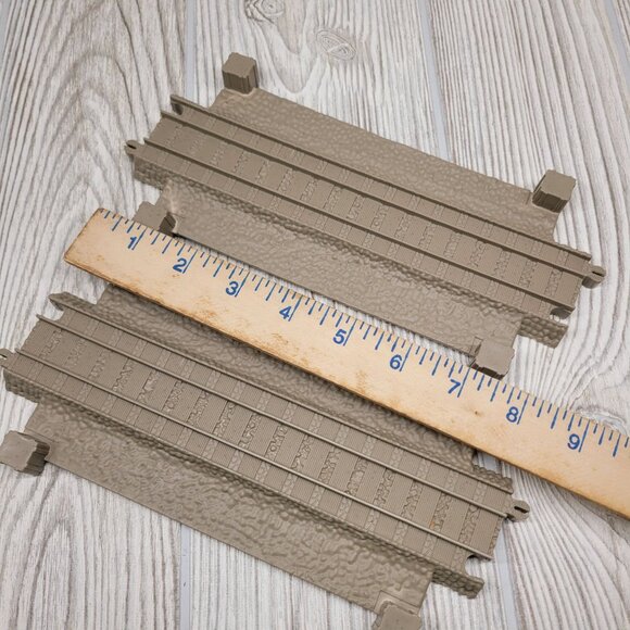 Lot of 2 Thomas Train Friends TrackMaster Guardrail Base Replacement Track BBR73 - Picture 2 of 2